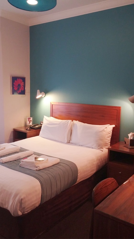 

Milano - Brighton - Legends Hotel