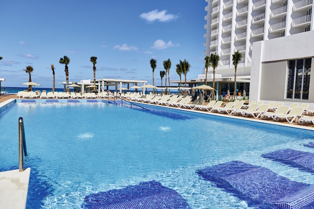 

Milano - Paradise Island - Hotel Riu Palace Paradise Island - Adults Only - All Inclusive