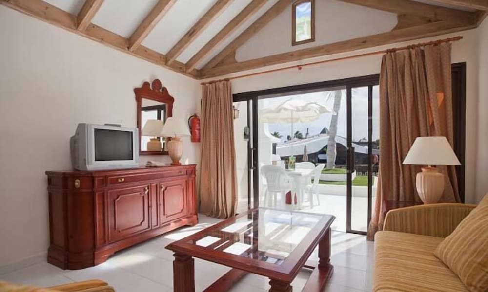 

Milano - Lanzarote, Isole Canarie - Sands Beach Active Resort