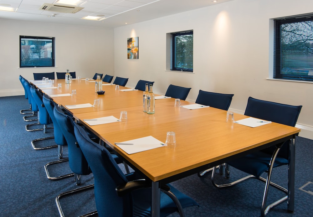 

Bologna - Cardiff - Holiday Inn Express Newport
