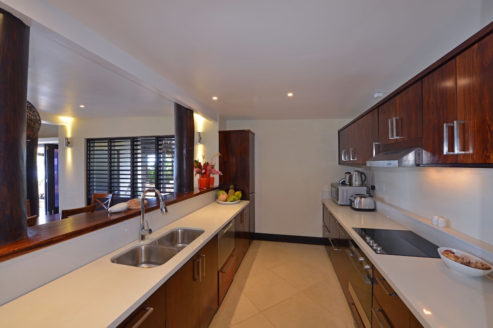 

Bologna - Savusavu - Wavi Island Villas