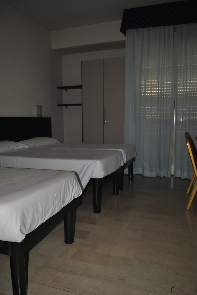 

Firenze - Firenze - Auto Park Hotel