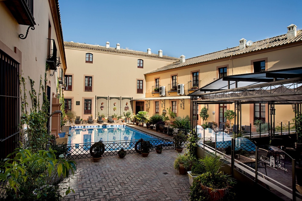 

Roma - Carmona, Siviglia - Hotel Alcázar de la Reina