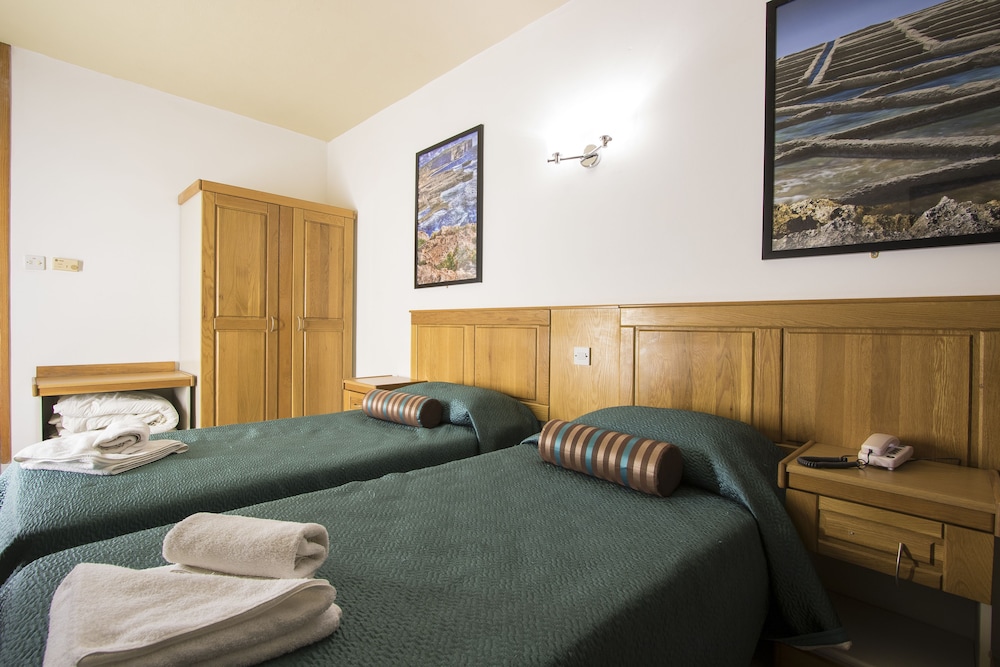 

Bari - Mdina - Canifor Hotel