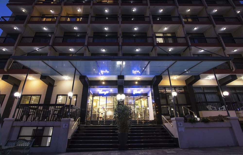 

Catania - St Paul's Bay - Canifor Hotel