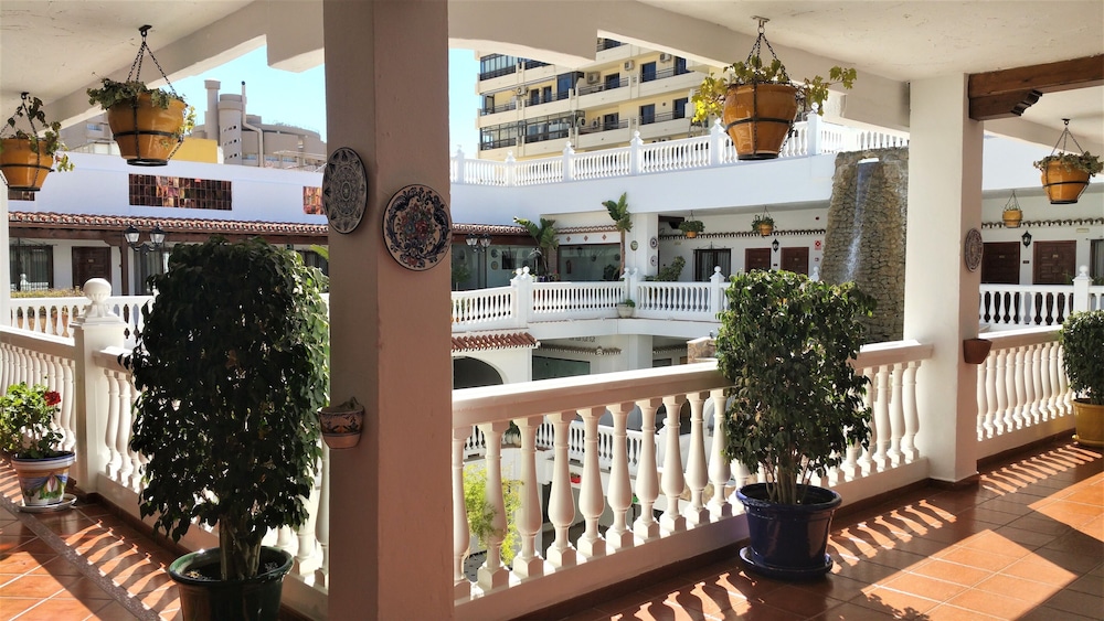 

Roma - La Cala de Mijas - Las Rampas
