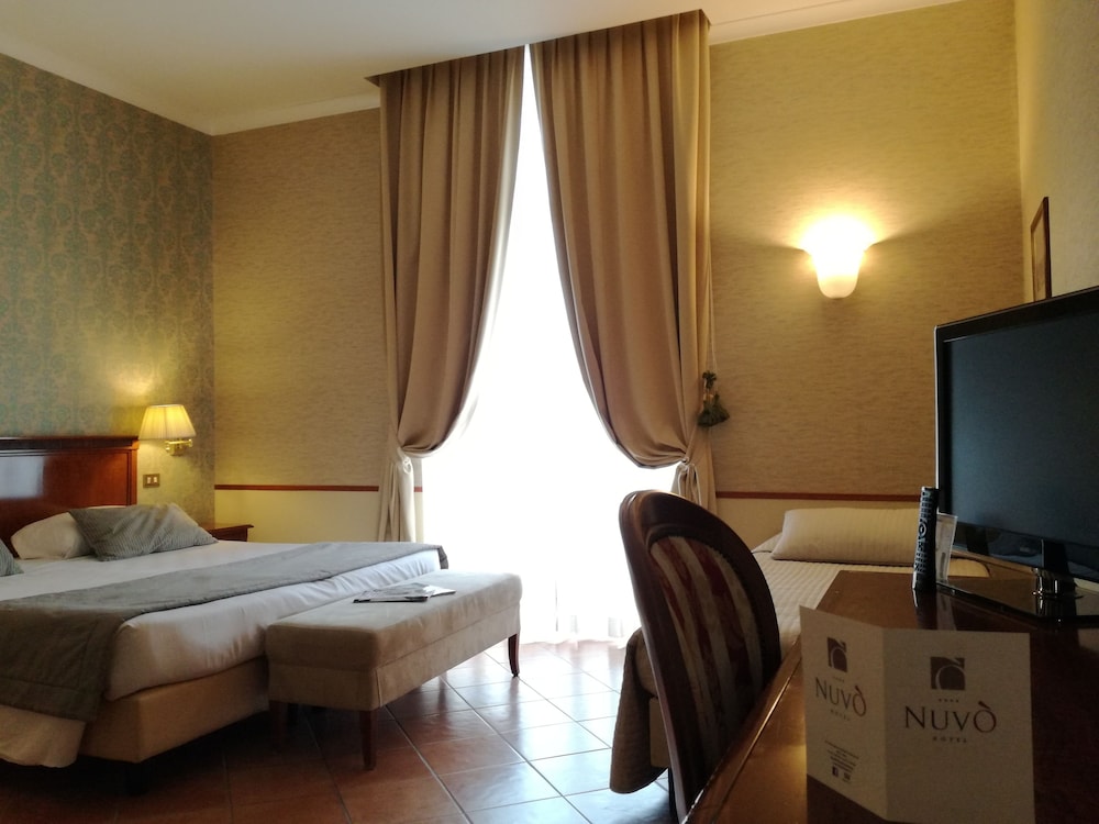 

Torino - Bacoli - Hotel Nuvò
