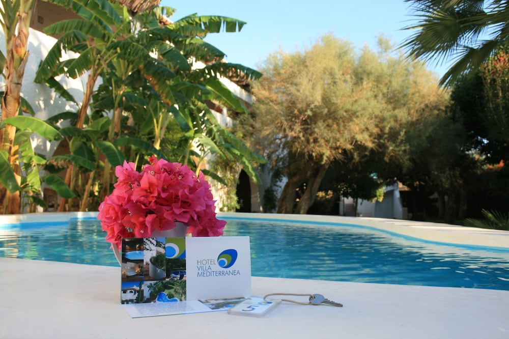 

Milano - Noto Marina - Hotel Villa Mediterranea