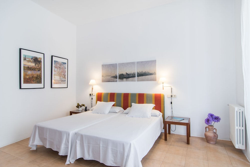 

Lamezia Terme - Cala Ratjada - Hotel Can Moragues
