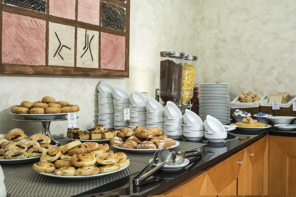 

Napoli - Las Rozas de Madrid - Exe Gran Hotel Almenar