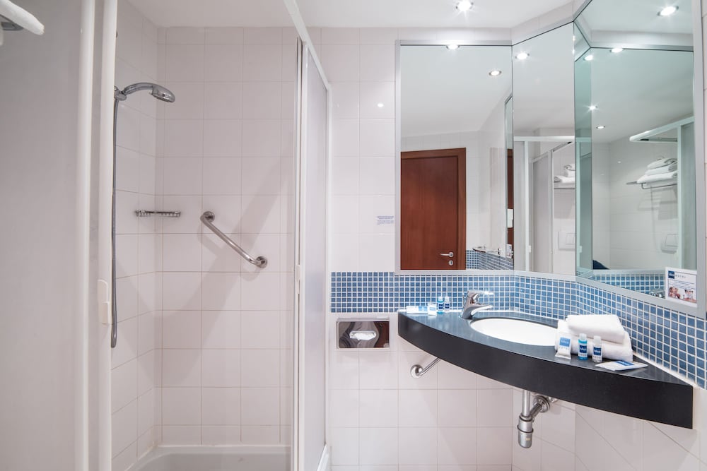 

Lamezia Terme - Rivoli - Idea Hotel Torino Mirafiori