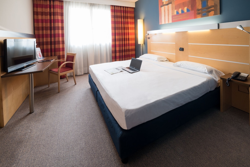 

Napoli - Torino - Idea Hotel Torino Mirafiori