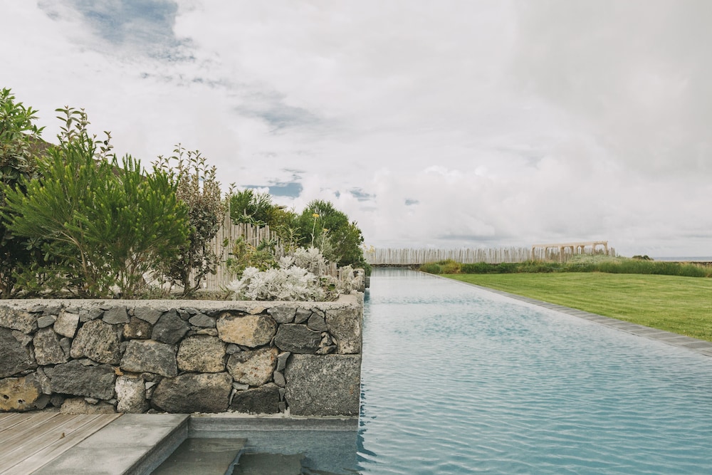 

Pisa - Ribeira Grande - Santa Barbara Eco-Beach Resort