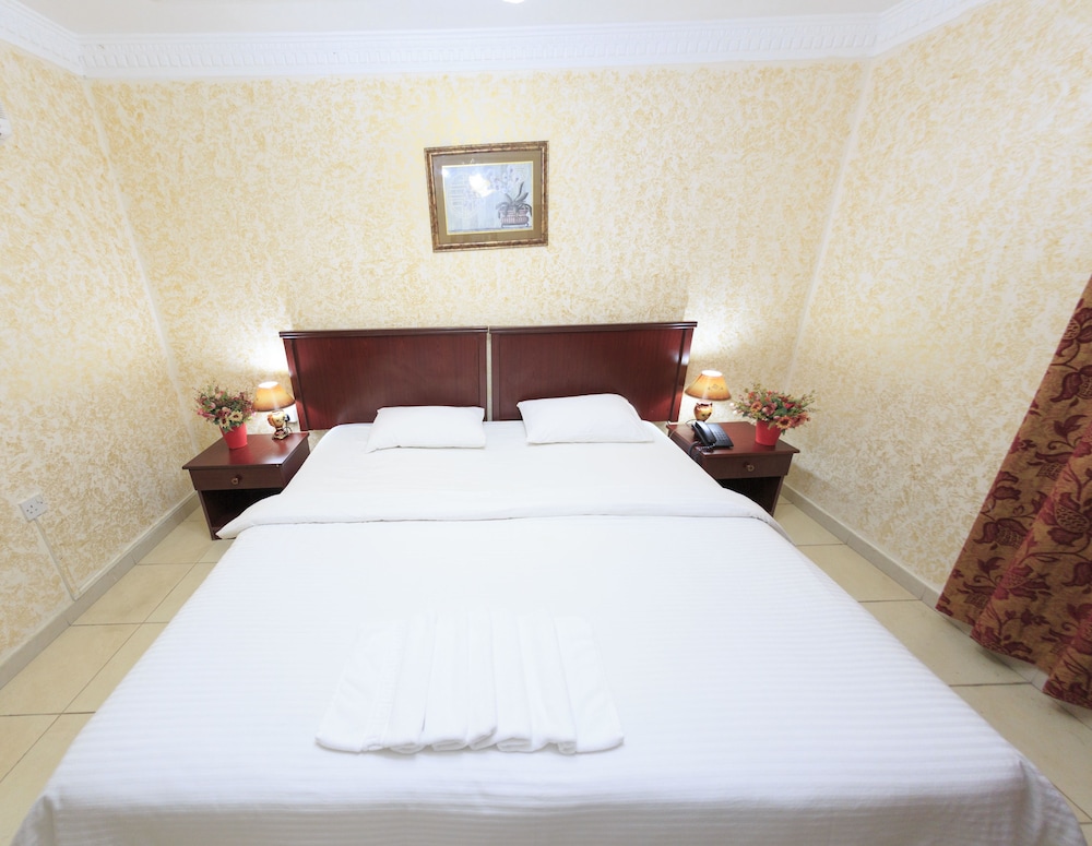 

Roma - Muscat - Gulf Hotel Apartment