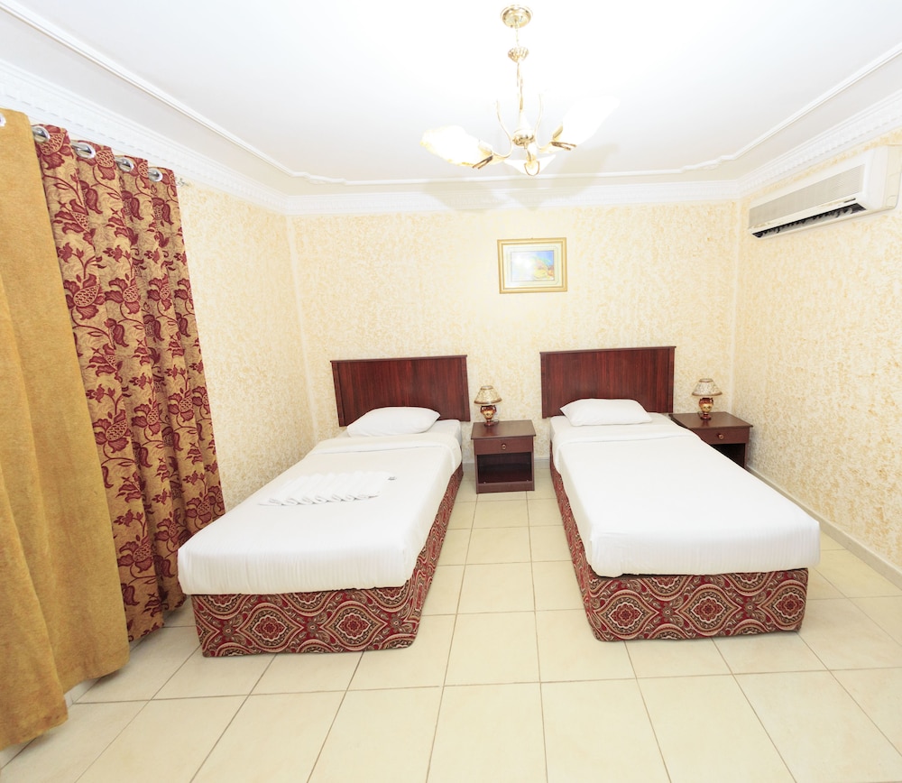 

Roma - ‘Udhaybah - Gulf Hotel Apartment