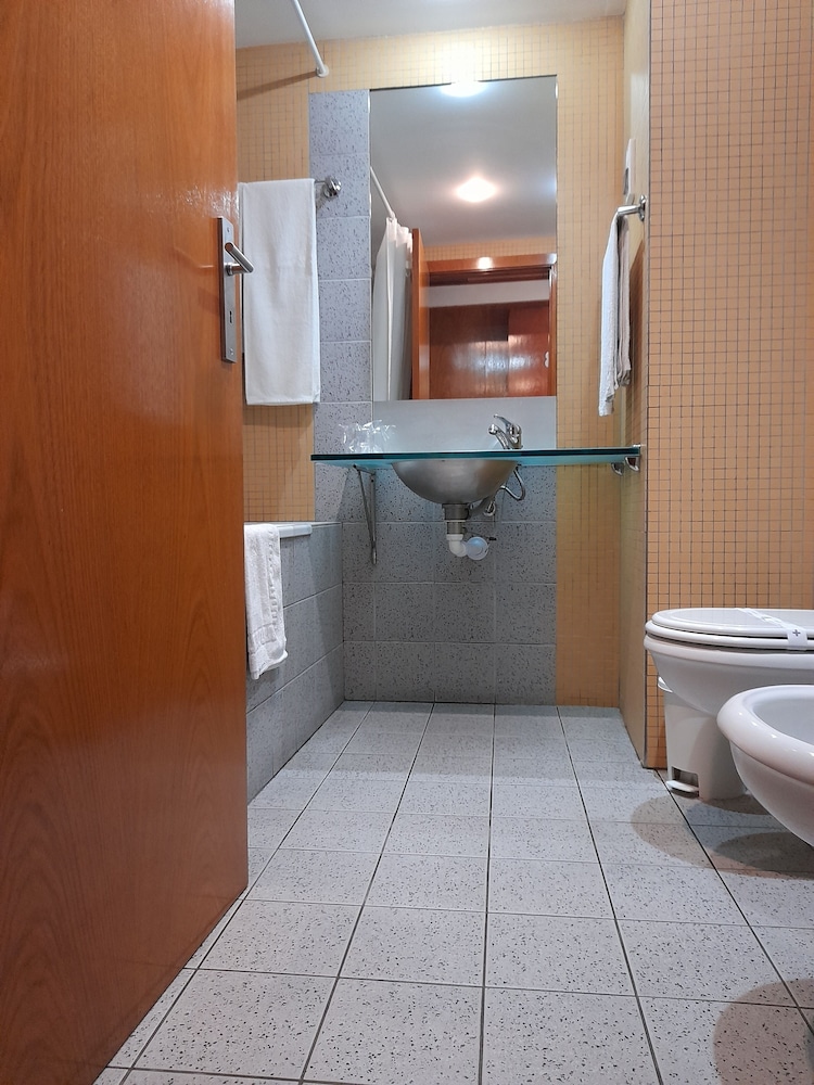 

Milano - Guimarães - Hotel das Taipas