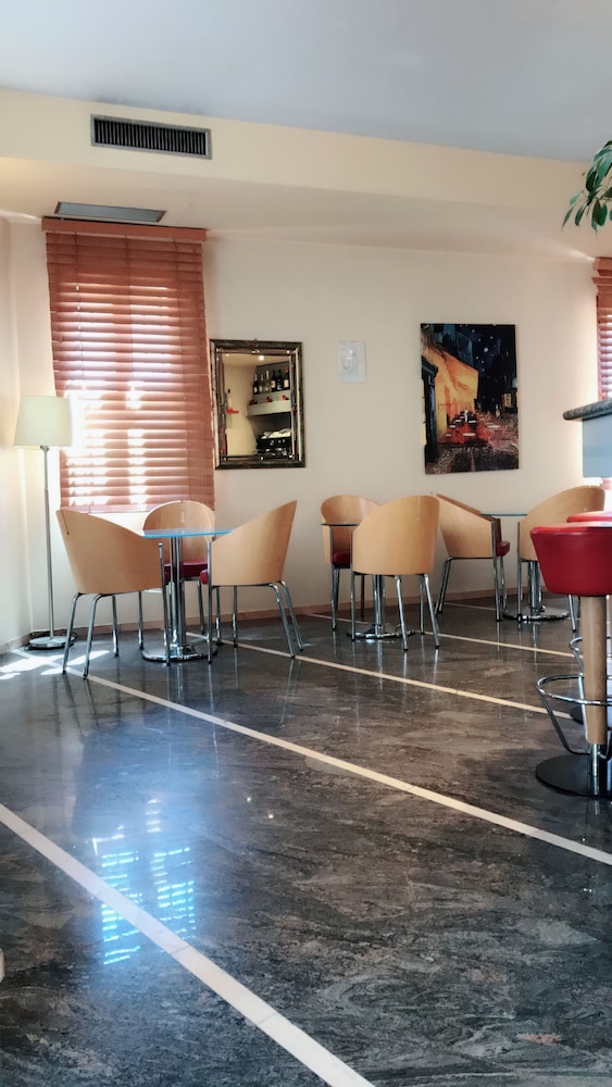 

Palermo - Bologna - Hotel Maxim
