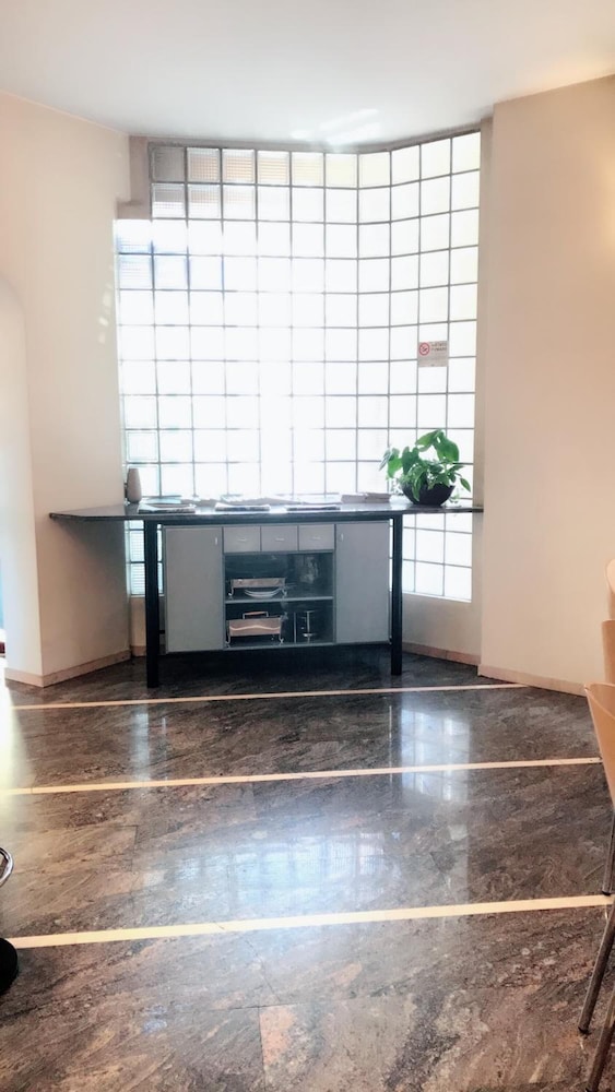 

Palermo - Bologna - Hotel Maxim