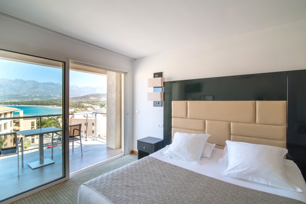 

Venezia - Calvi - Le Mariana