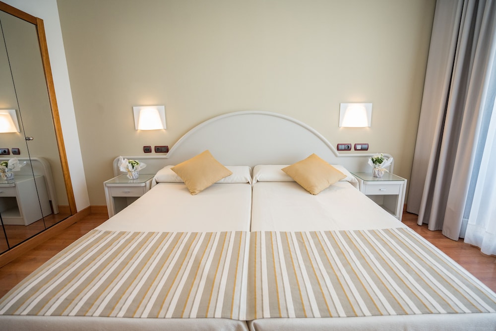 

Bari - La Cala de Mijas - Gran Hotel Costa del Sol