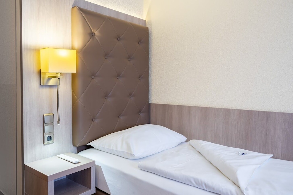 

Napoli - Groß-Enzersdorf - Das Reinisch Hotel & Restaurant