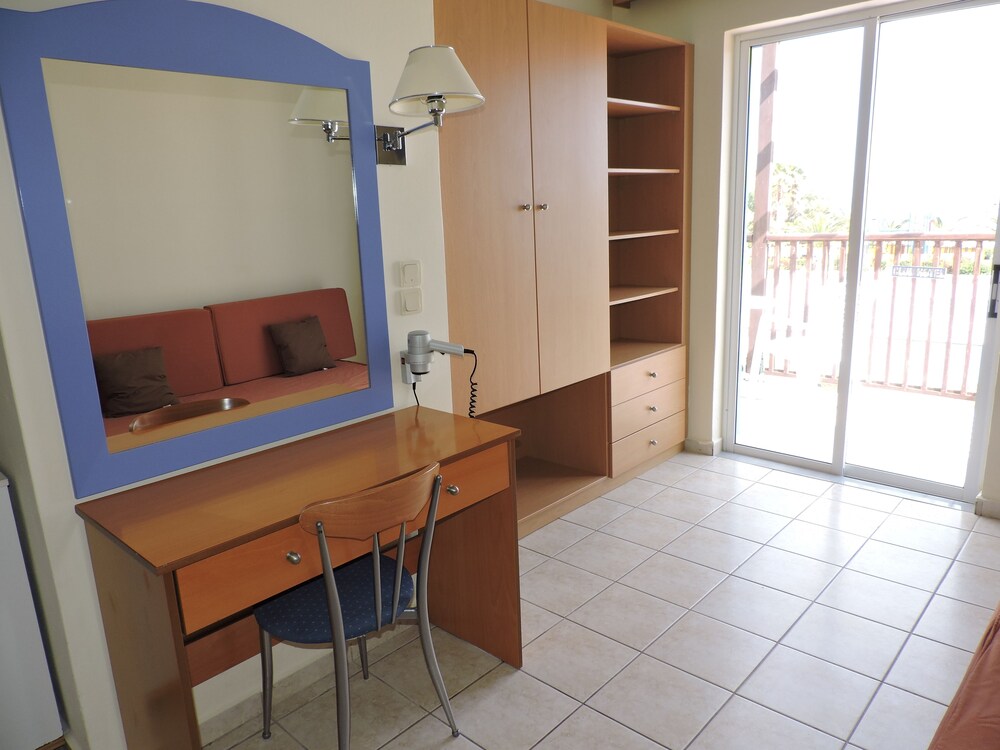 

Pisa - Kardamena - Sweet Kalimera Apartments