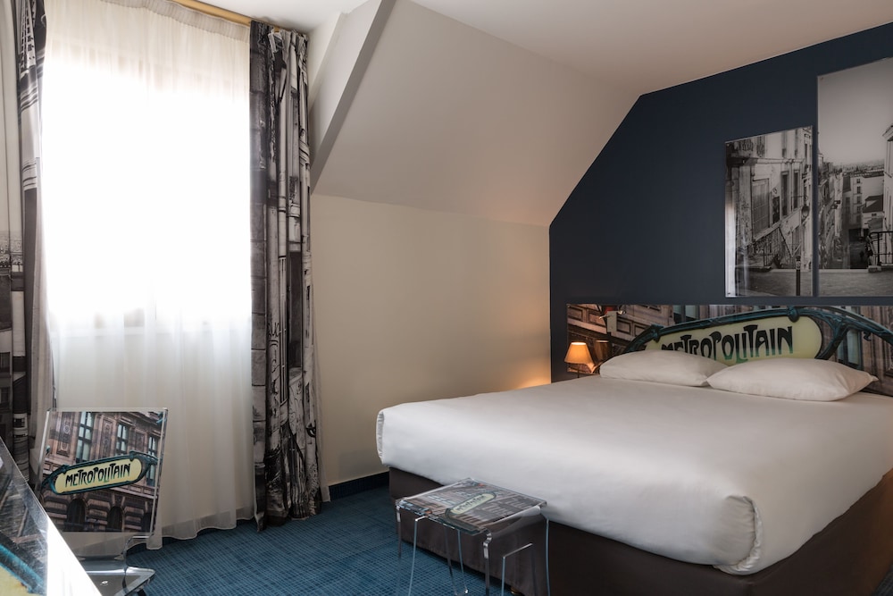 

Roma - Versailles - Hotel Le Cardinal Rueil Centre