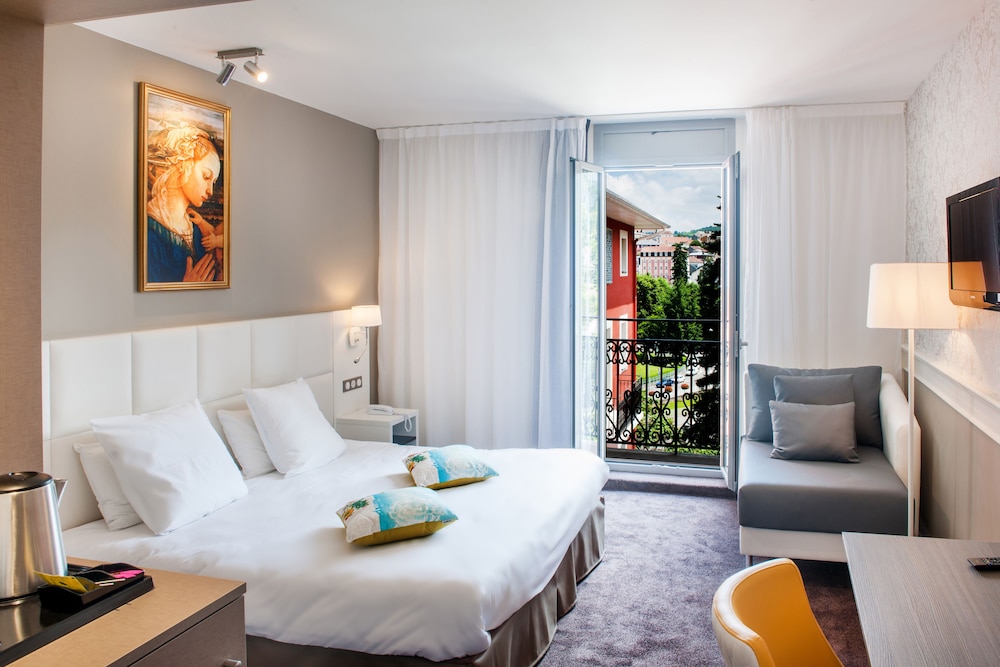 

Milano - Alti Pirenei - Hautes-Pyrénées, Francia - Grand Hotel Gallia & Londres