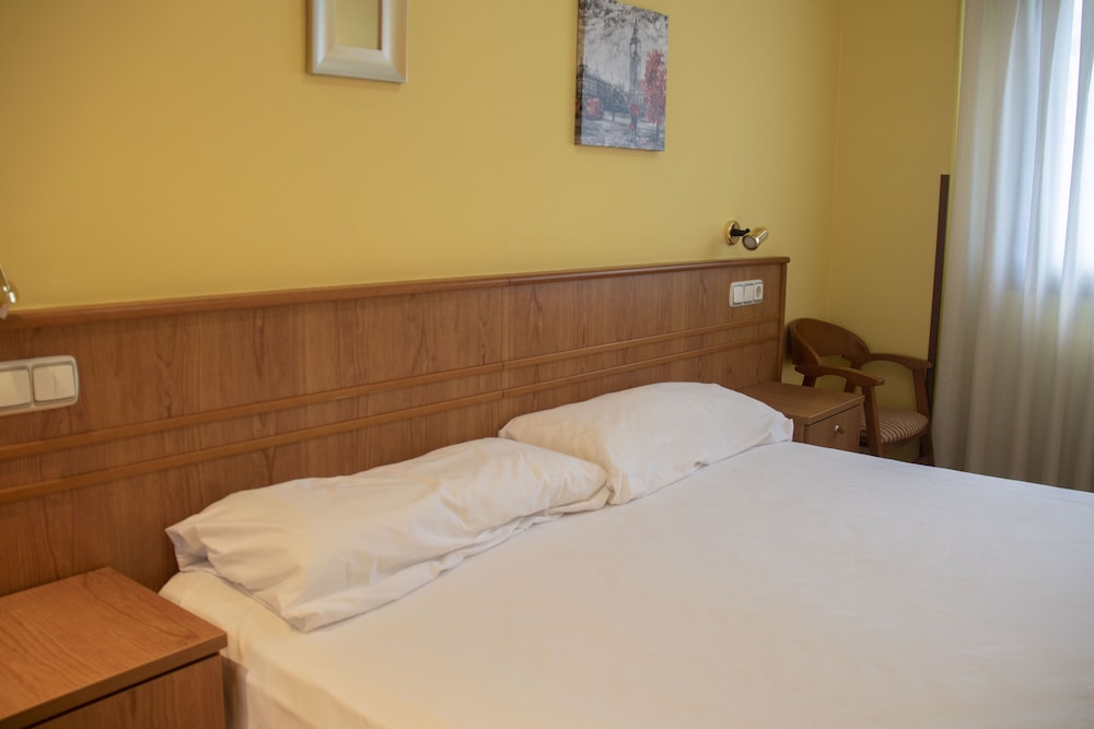 

Roma - Oviedo - Hotel Alda Estación Oviedo