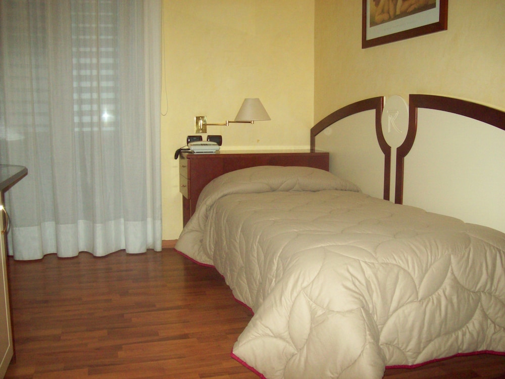 

Bologna - Lamezia Terme - Aerhotel Phelipe
