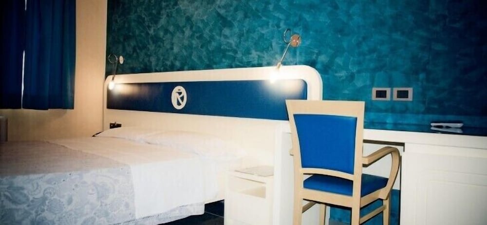 

Verona - Lamezia Terme - Aerhotel Phelipe