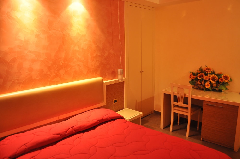 

Verona - Lamezia Terme - Aerhotel Phelipe