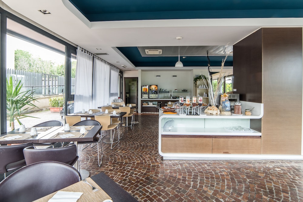 

Milano - Marco Simone - Sotel Nomentana Roma