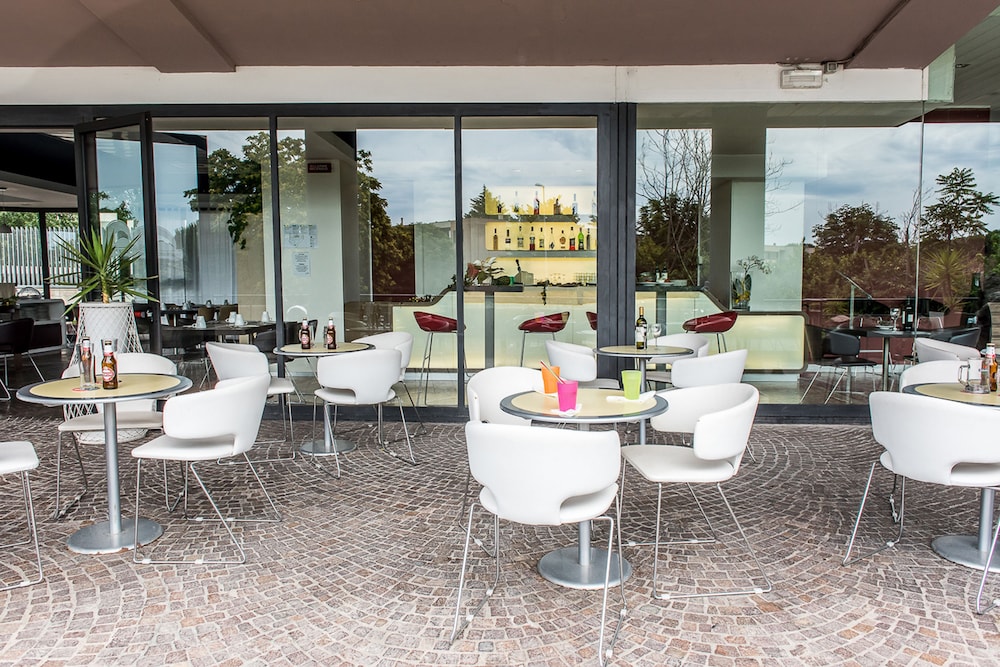 

Brindisi - Roma - Sotel Nomentana Roma