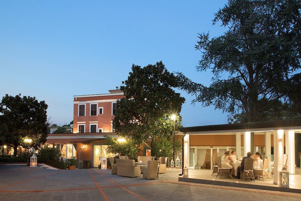 

Milano - Bacoli - Montespina Park Hotel