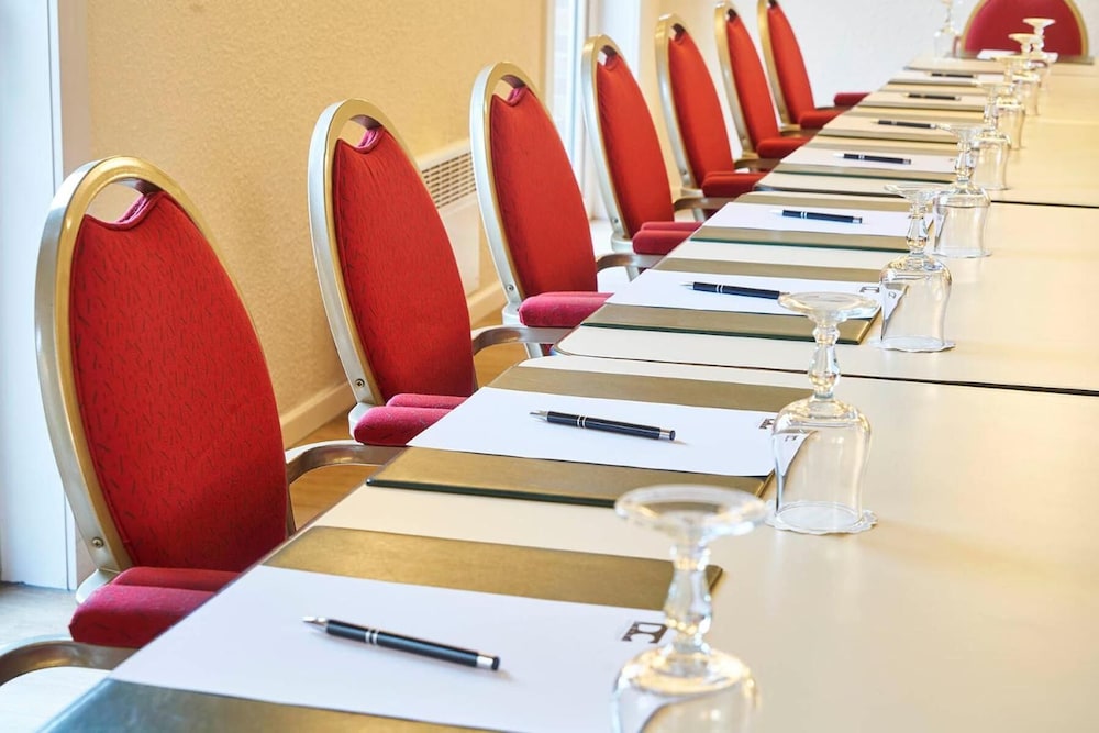 

Bari - Ruisbroek - DC Hotel & Restaurant Brussels South