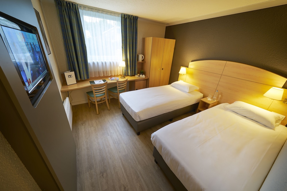 

Bologna - Ruisbroek - DC Hotel & Restaurant Brussels South