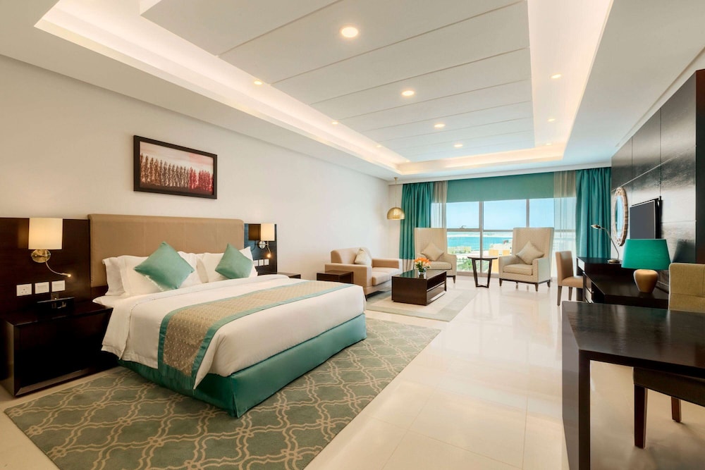 

Roma - Amwaj Islands - Ramada Hotel & Suites By Wyndham Amwaj Islands Manama