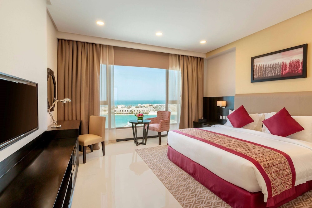 

Roma - Amwaj Islands - Ramada Hotel & Suites By Wyndham Amwaj Islands Manama