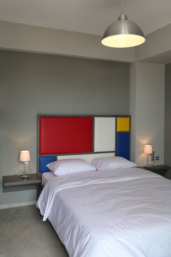 

Pisa - Skiathos Town - Design Architectonika