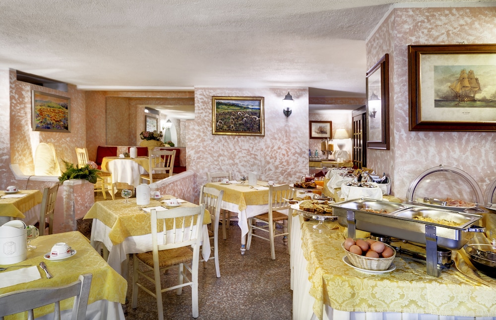

Torino - Olbia - Colonna Palace Hotel Mediterraneo