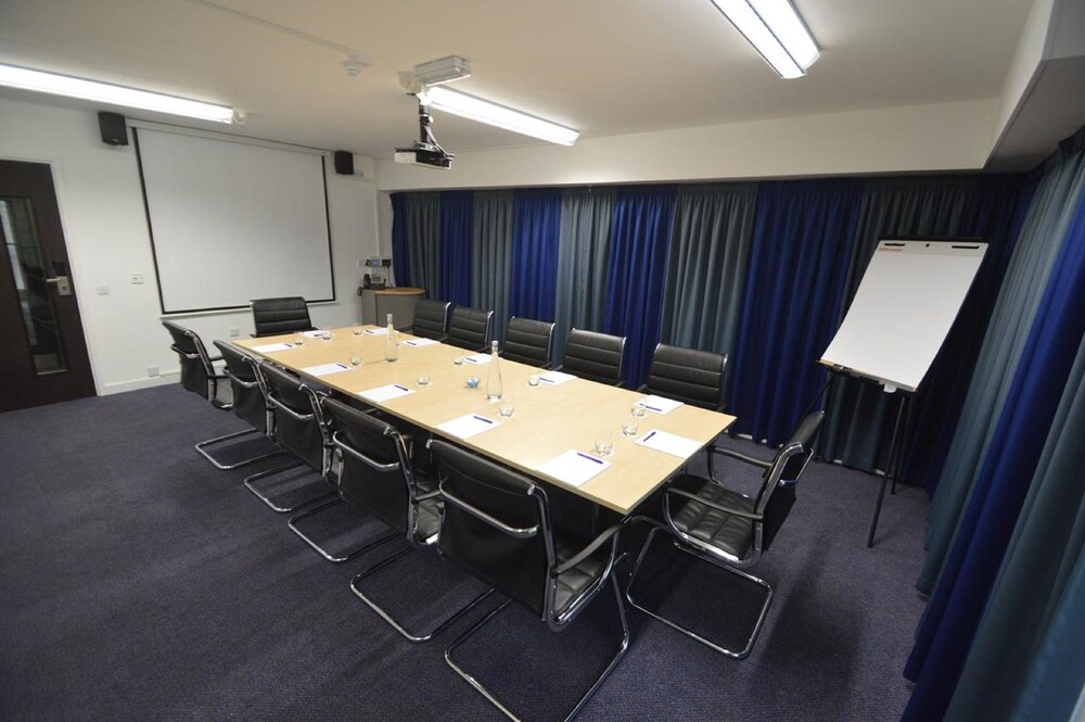 

Bologna - Hayes - Lancaster Hotel