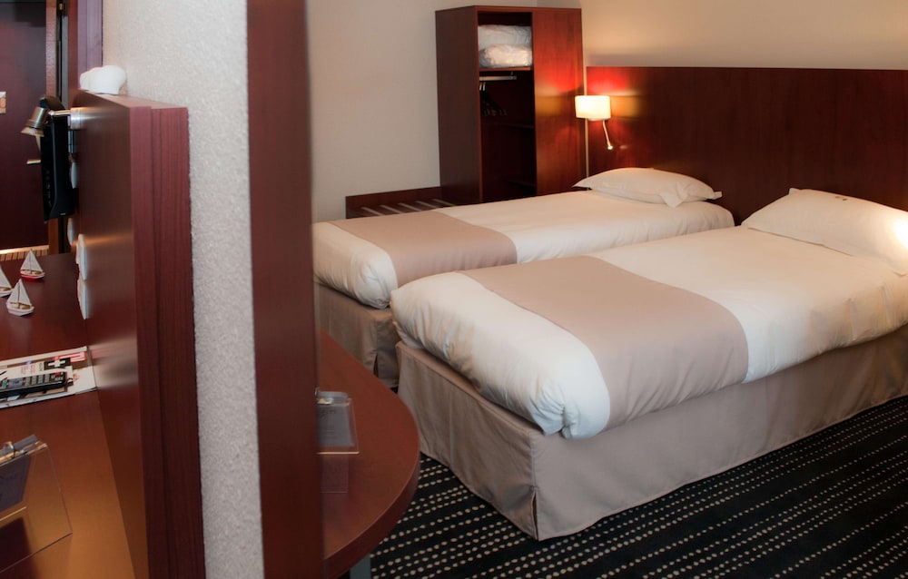 

Milano - Saint Malo - Kyriad Saint-Malo Dinard