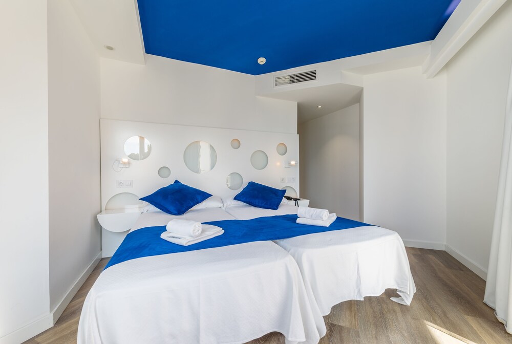 

Venezia - Cala Ratjada - Hotel Triton Beach