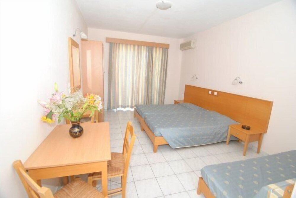 

Roma - Psalidi - Iris Hotel