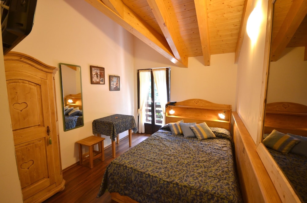 

Milano - Val di Sole - Hotel Cime D'Oro
