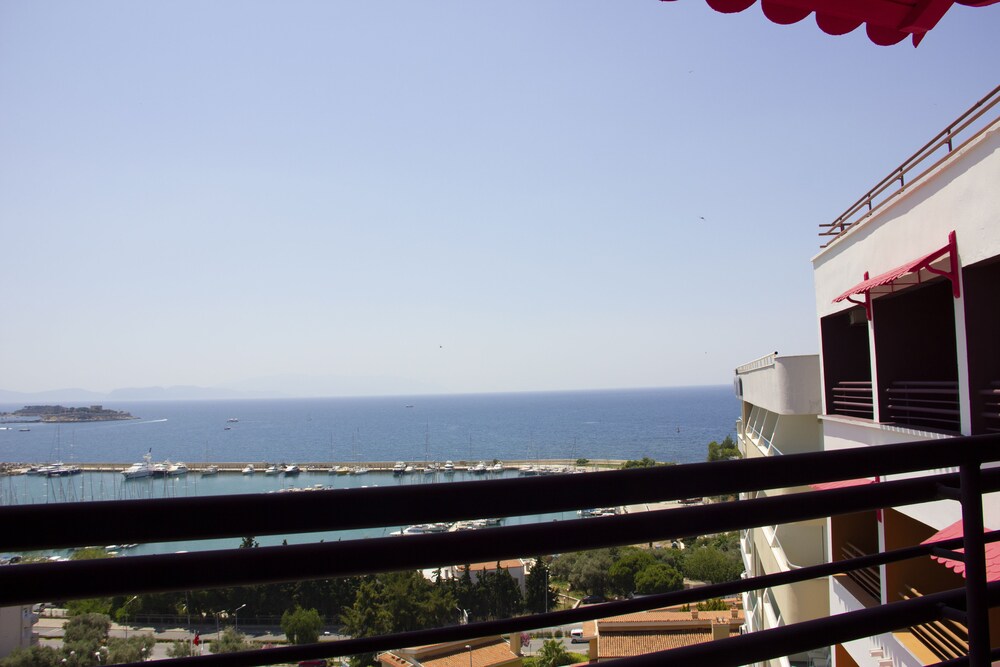 

Milano - Kusadasi - Suhan Seaport 360 Hotel