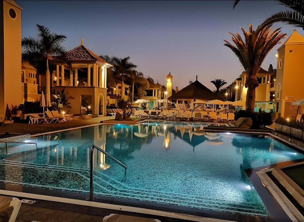 

Catania - Playa Fañabe - Marylanza Suites & Spa