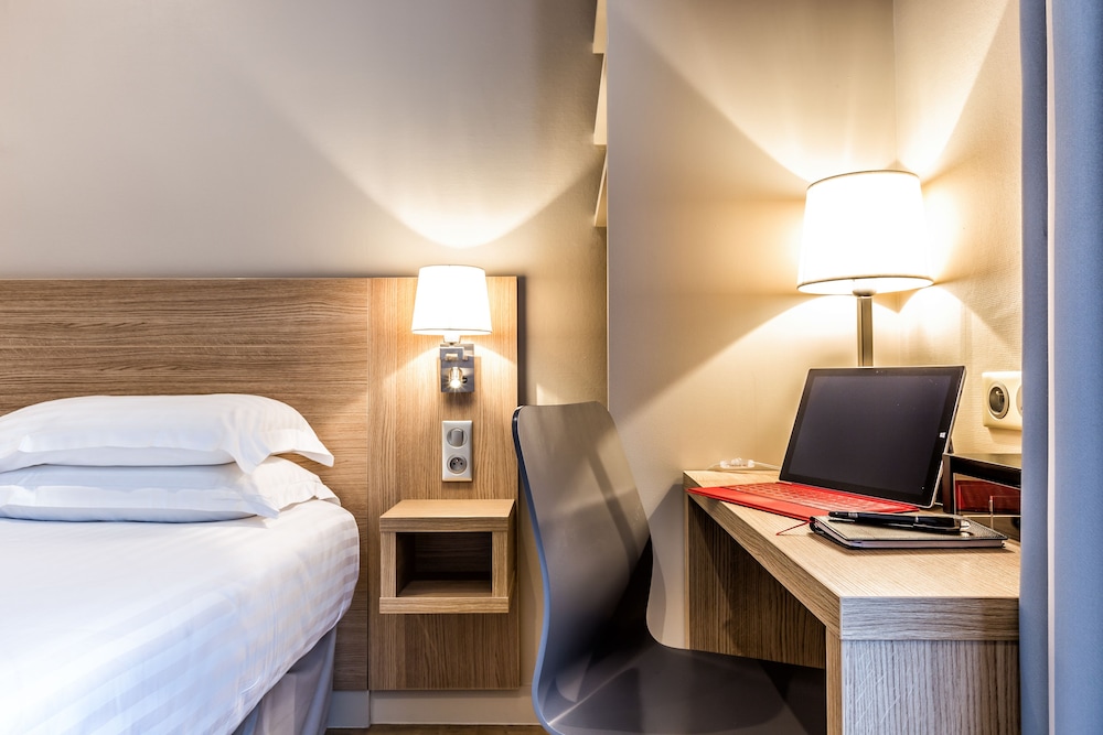 

Verona - Boulogne-Billancourt - Paris d'Issy Hôtel Porte de Versailles