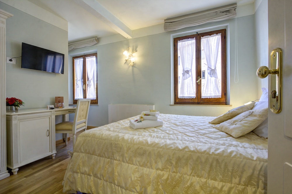

Bari - Volterra - Hotel Volterra In Superior